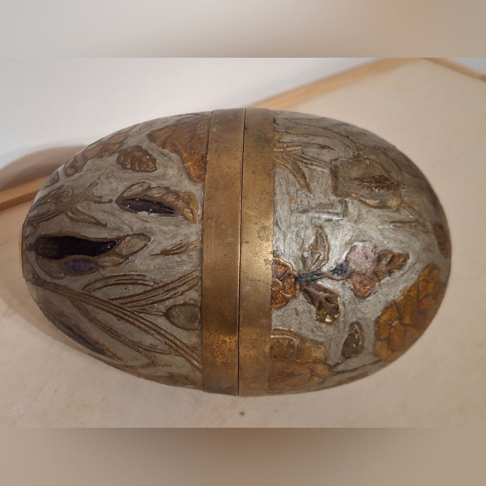 Elegant Brass and Gold Floral Decorative Egg